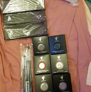 Younique Eyeshadow set